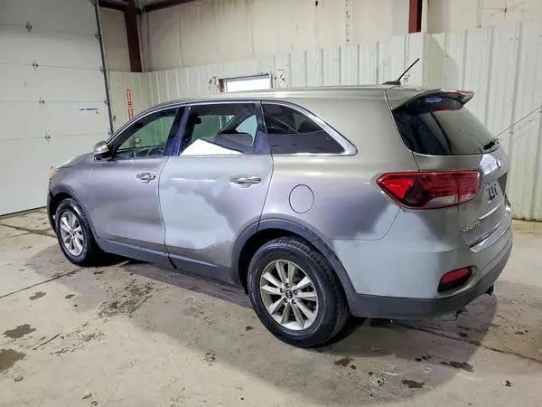 5XYPG4A51KG490909 2019 KIA SORENTO - Image 2