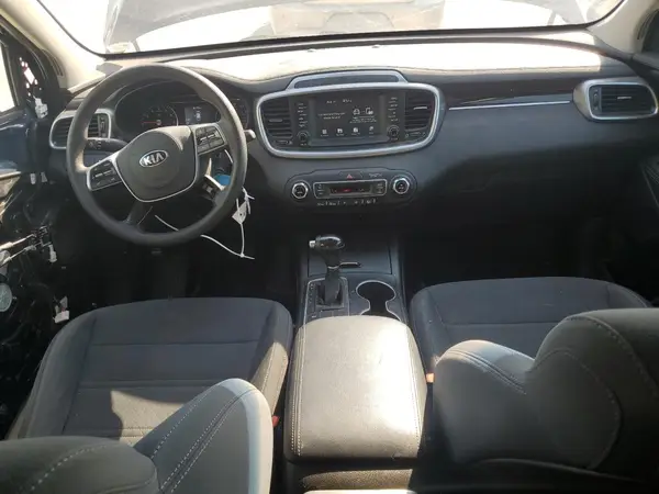 5XYPG4A51KG491770 2019 KIA SORENTO - Image 8