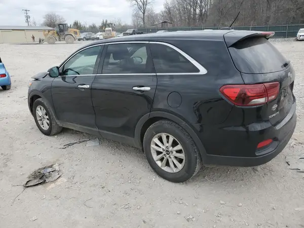 5XYPG4A51KG568640 2019 KIA SORENTO - Image 2