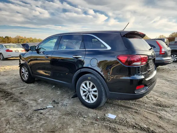 5XYPG4A51KG576690 2019 KIA SORENTO - Image 2