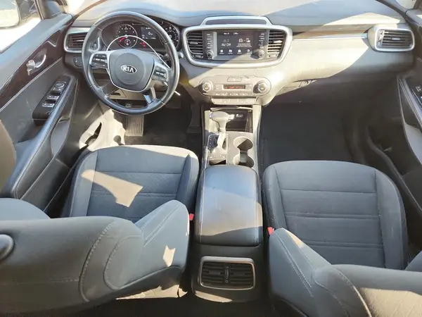 5XYPG4A51KG590721 2019 KIA SORENTO - Image 8