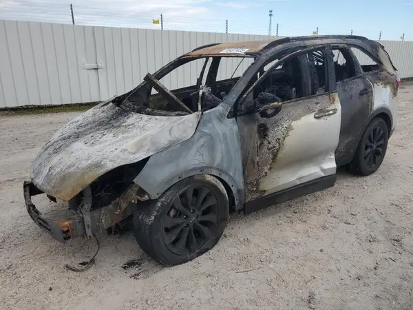5XYPG4A51KG596860 2019 KIA SORENTO - Image 1