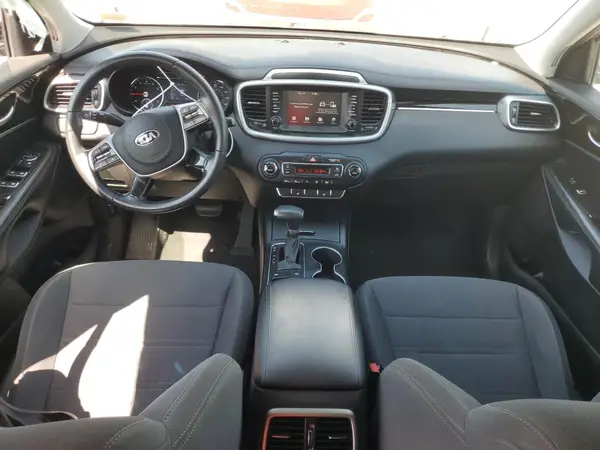 5XYPG4A51KG601555 2019 KIA SORENTO - Image 8