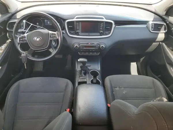 5XYPG4A51KG603273 2019 KIA SORENTO - Image 8