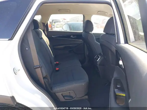 5XYPG4A51LG622181 2020 KIA SORENTO - Image 8