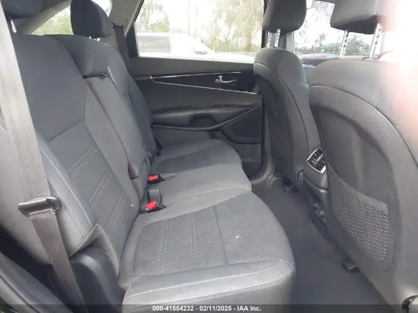 5XYPG4A51LG626506 2020 KIA SORENTO - Image 8