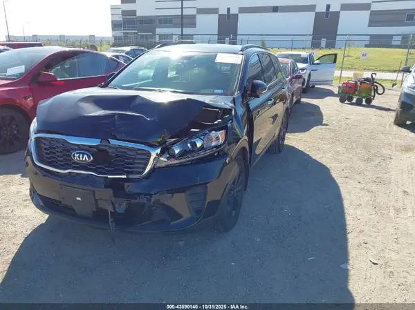 5XYPG4A51LG643693 2020 KIA SORENTO - Image 2