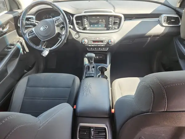 5XYPG4A51LG681960 2020 KIA SORENTO - Image 8