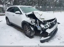 5XYPG4A52GG002722 2016 KIA SORENTO