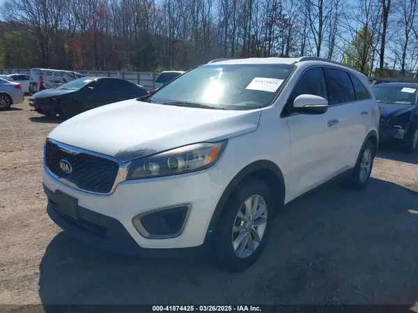 5XYPG4A52GG002963 2016 KIA SORENTO - Image 2