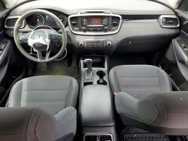 5XYPG4A52GG003174 2016 KIA SORENTO - Image 8