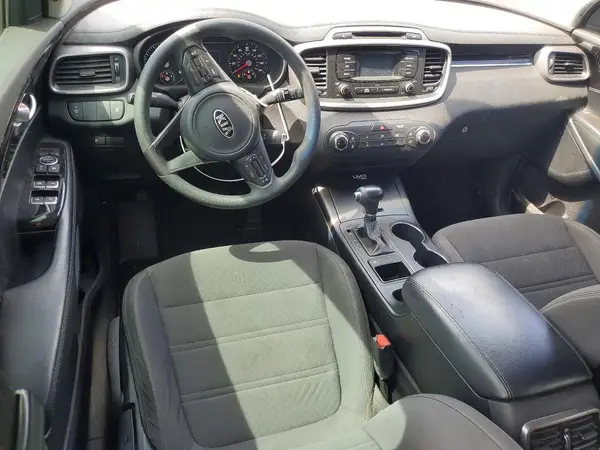 5XYPG4A52GG011095 2016 KIA SORENTO - Image 8