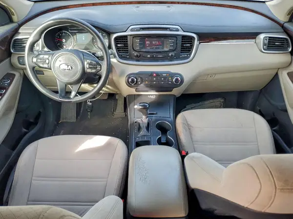 5XYPG4A52GG017284 2016 KIA SORENTO - Image 8
