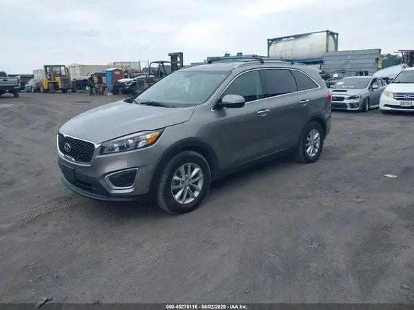 5XYPG4A52GG034277 2016 KIA SORENTO - Image 2