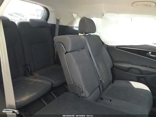 5XYPG4A52GG037177 2016 KIA SORENTO - Image 8