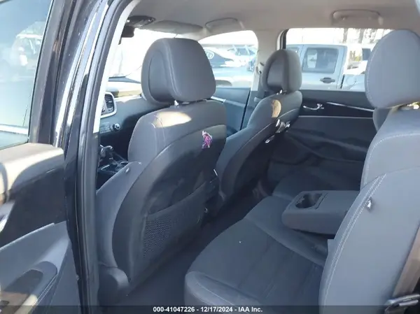 5XYPG4A52GG113254 2016 KIA SORENTO - Image 8