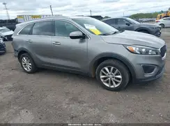 5XYPG4A52GG145878 2016 KIA SORENTO