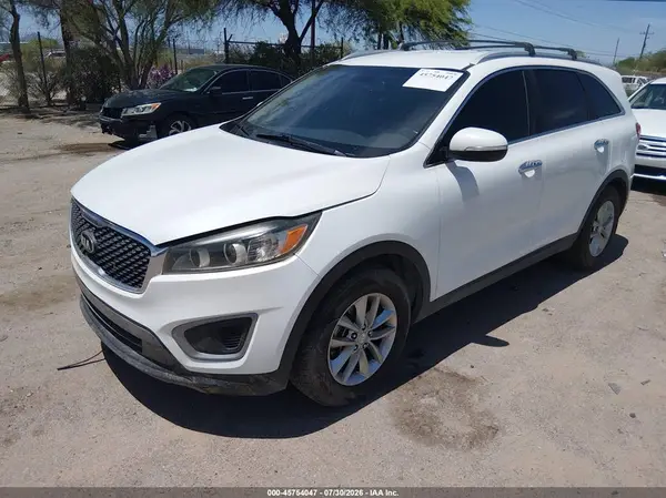 5XYPG4A52GG157092 2016 KIA SORENTO - Image 2