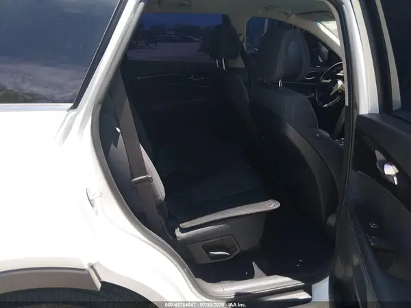 5XYPG4A52GG157092 2016 KIA SORENTO - Image 8