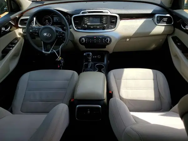 5XYPG4A52GG177150 2016 KIA SORENTO - Image 8