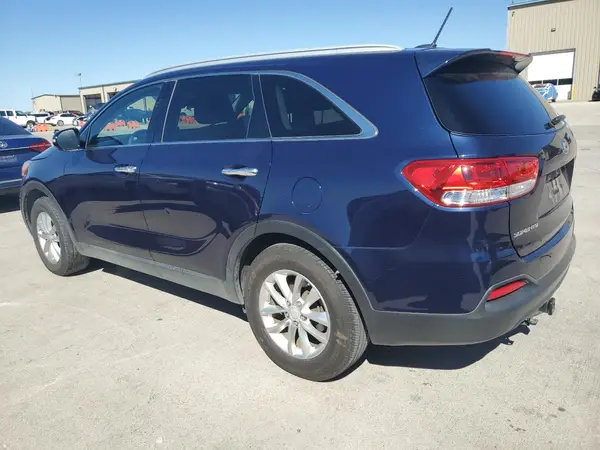 5XYPG4A52GG177813 2016 KIA SORENTO - Image 2