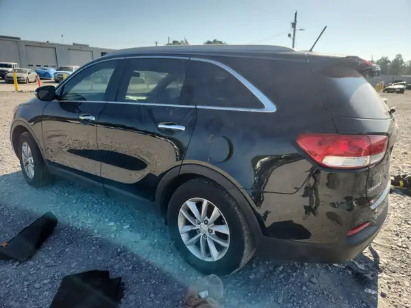 5XYPG4A52HG201612 2017 KIA SORENTO - Image 2