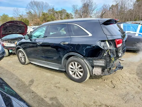 5XYPG4A52HG218524 2017 KIA SORENTO - Image 2