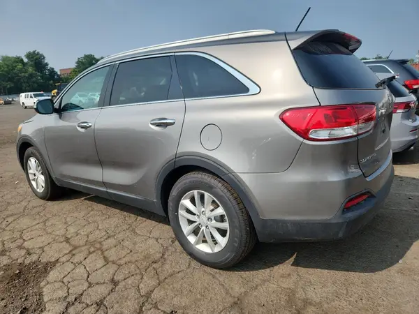 5XYPG4A52HG221472 2017 KIA SORENTO - Image 2