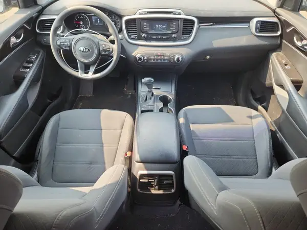 5XYPG4A52HG221472 2017 KIA SORENTO - Image 8
