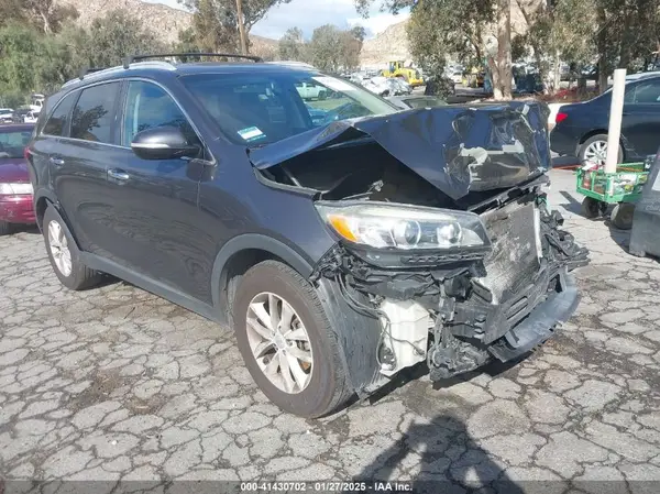 5XYPG4A52HG228342 2017 KIA SORENTO - Image 1