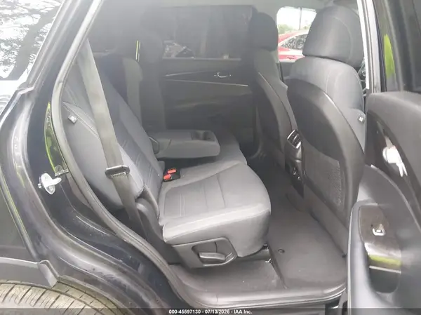 5XYPG4A52HG228423 2017 KIA SORENTO - Image 8
