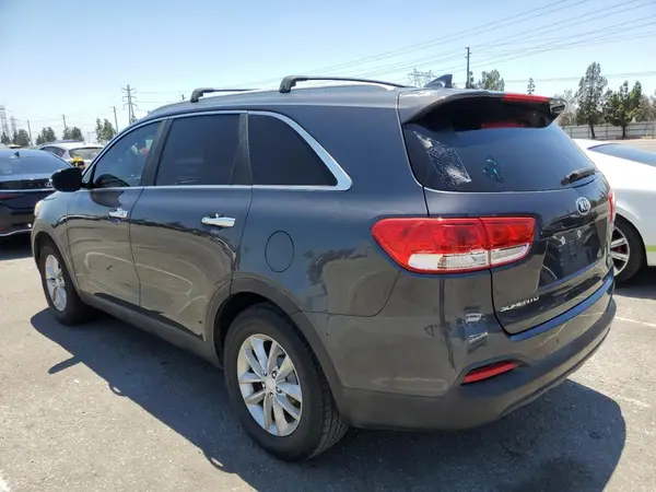 5XYPG4A52HG228972 2017 KIA SORENTO - Image 2