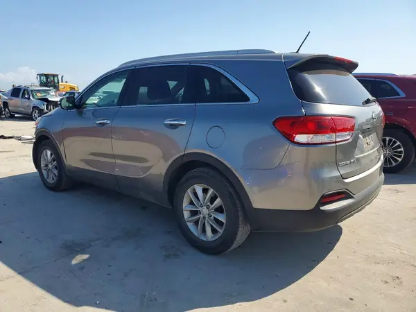 5XYPG4A52HG318736 2017 KIA SORENTO - Image 2