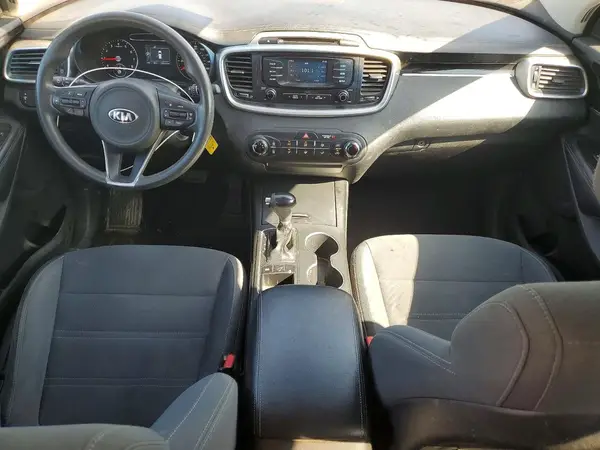 5XYPG4A52HG318736 2017 KIA SORENTO - Image 8