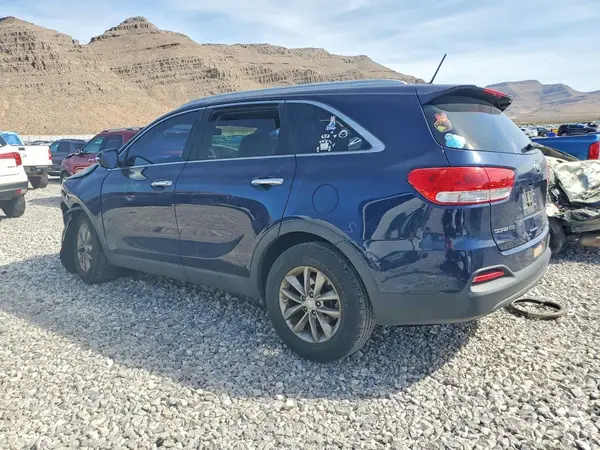 5XYPG4A52HG336007 2017 KIA SORENTO - Image 2