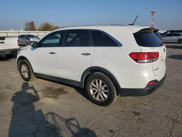 5XYPG4A52JG339687 2018 KIA SORENTO - Image 2