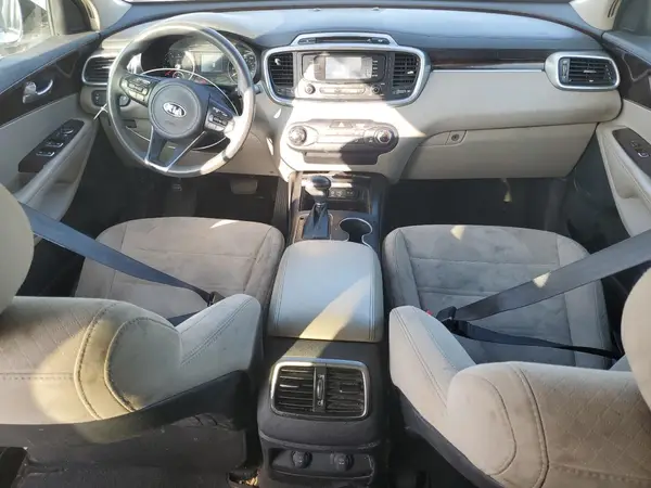 5XYPG4A52JG339687 2018 KIA SORENTO - Image 8