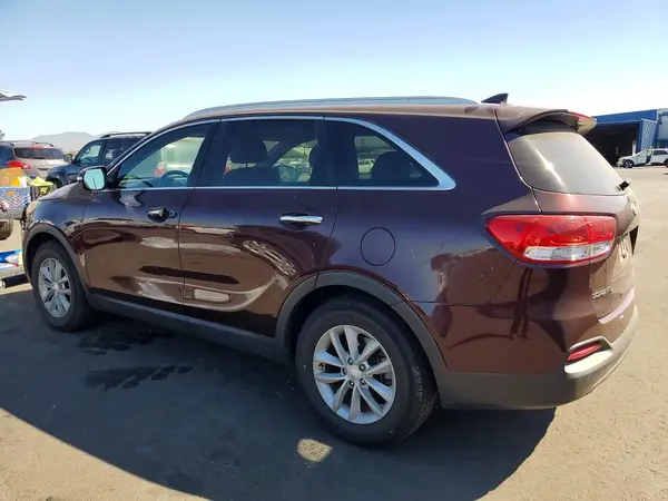 5XYPG4A52JG341228 2018 KIA SORENTO - Image 2
