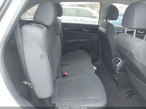 5XYPG4A52JG350706 2018 KIA SORENTO - Image 8