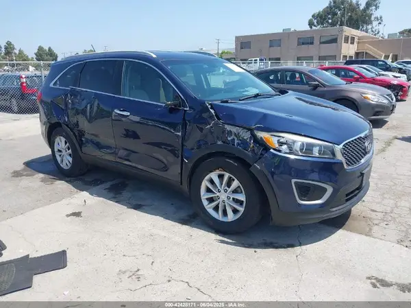 5XYPG4A52JG358188 2018 KIA SORENTO - Image 1