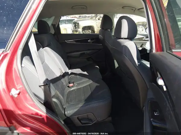 5XYPG4A52JG375542 2018 KIA SORENTO - Image 8