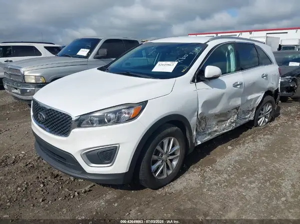 5XYPG4A52JG393491 2018 KIA SORENTO - Image 2