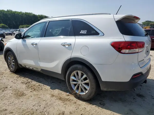 5XYPG4A52JG393538 2018 KIA SORENTO - Image 2