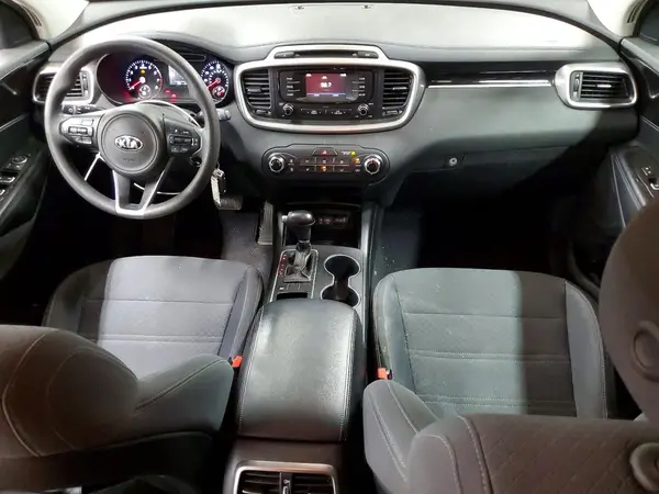 5XYPG4A52JG394575 2018 KIA SORENTO - Image 8