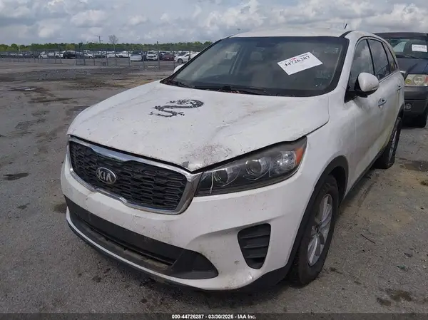 5XYPG4A52KG440293 2019 KIA SORENTO - Image 2