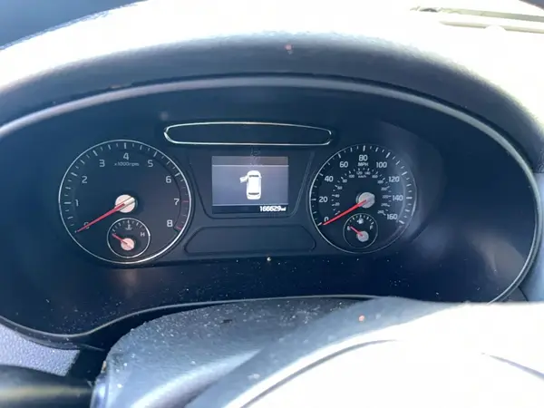 5XYPG4A52KG460706 2019 KIA SORENTO - Image 8