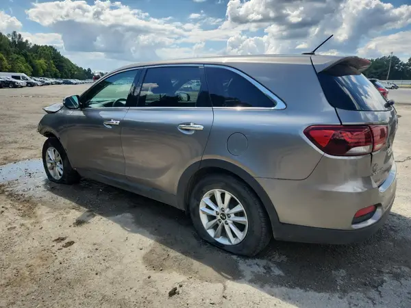 5XYPG4A52KG462701 2019 KIA SORENTO - Image 2