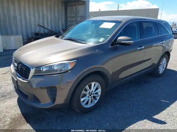 5XYPG4A52KG469762 2019 KIA SORENTO - Image 2