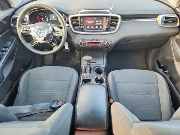 5XYPG4A52KG481555 2019 KIA SORENTO - Image 8