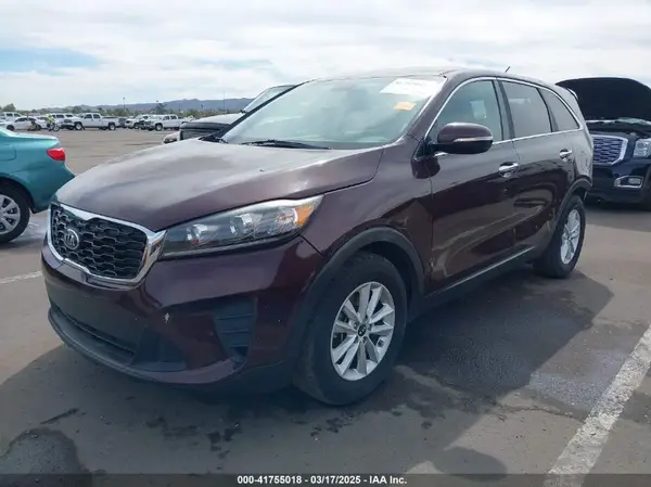 5XYPG4A52KG482706 2019 KIA SORENTO - Image 2